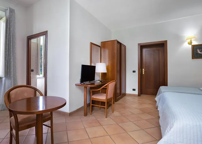 Gasthuis Comfort Gaia Tor Vergata 4*
